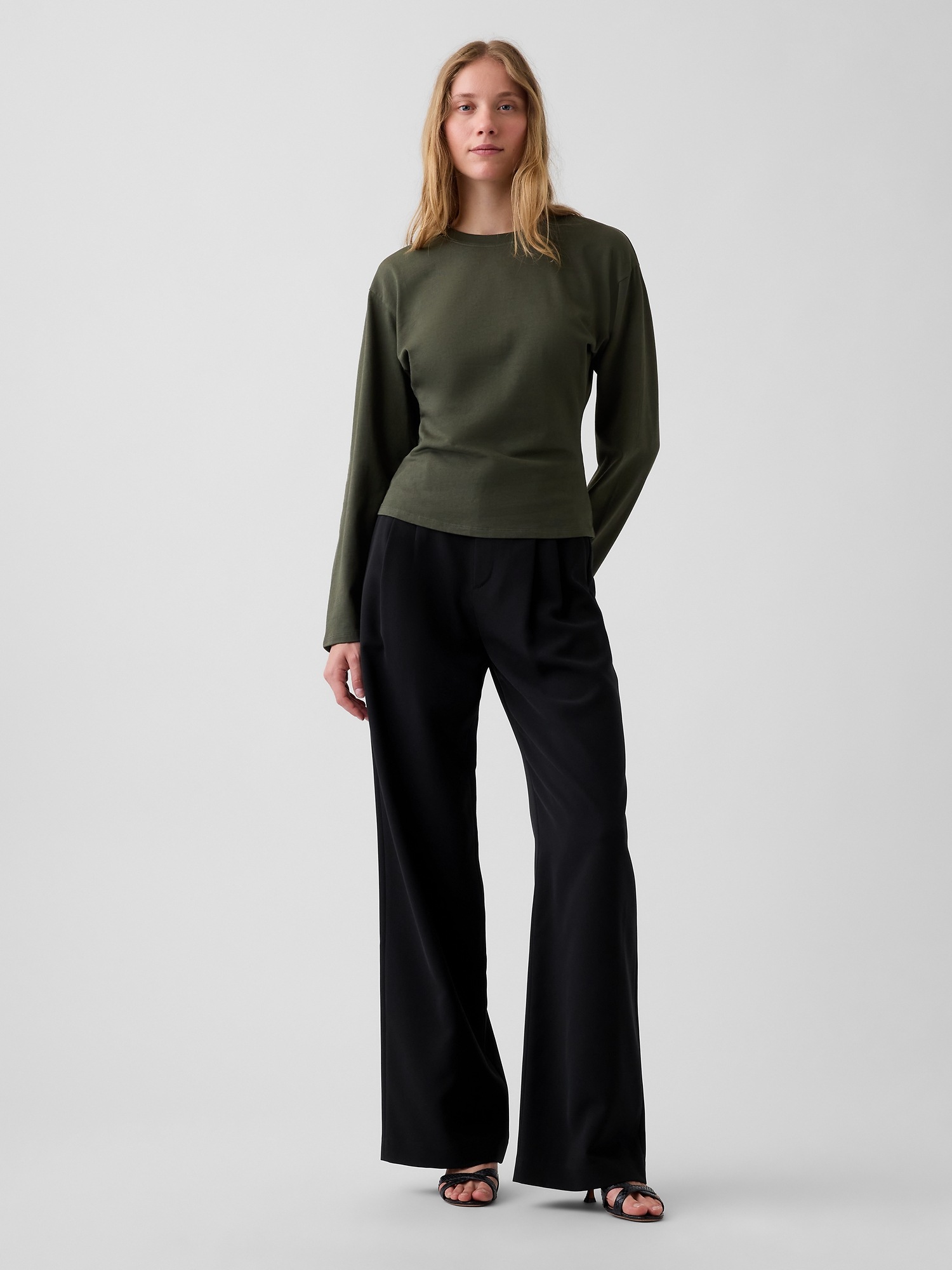 Женская футболка Gap Knit Fitted-Waist, цвет: Зелёный — фото 2