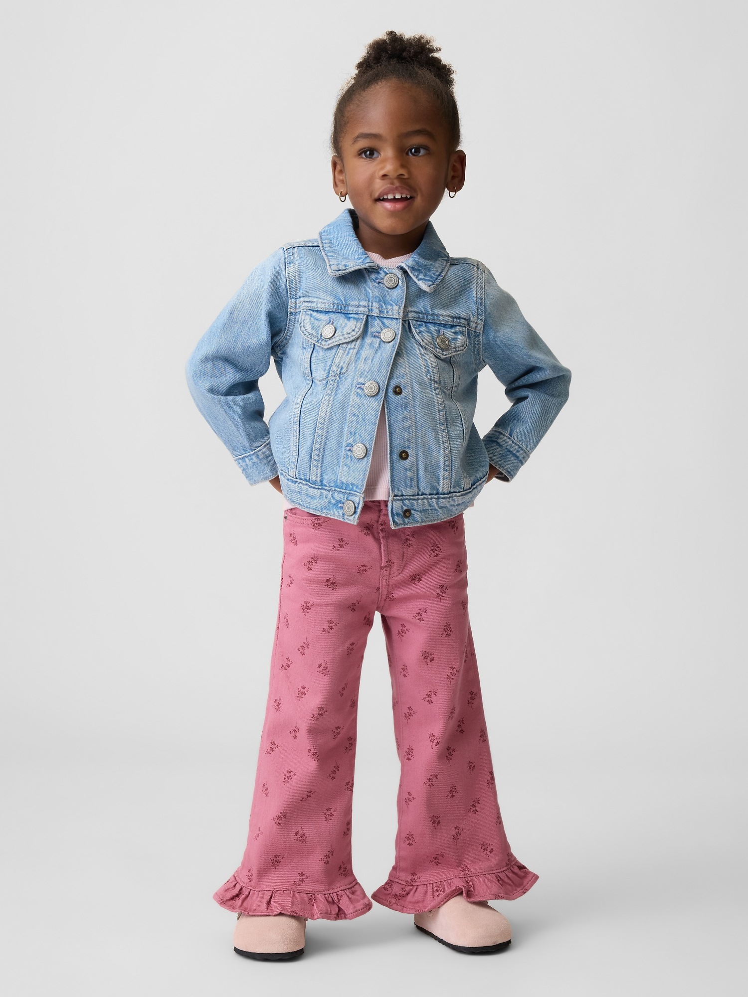 Детские джинсы Gap Baby & Toddler Ruffle-Hem Stride Jeans
