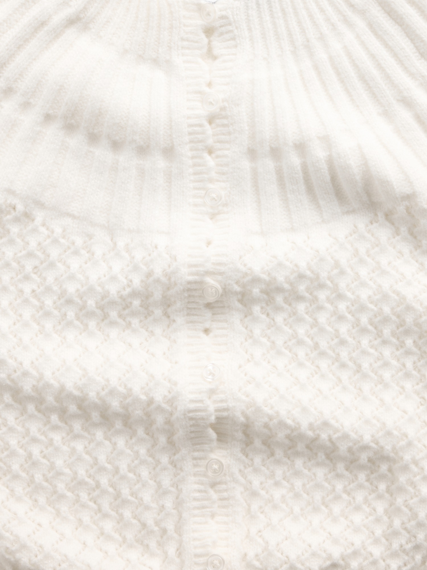 Женский кардиган Gap CashSoft Mix-Stitch Crop Cardigan, цвет: Слоновая кость бежевый — фото 4