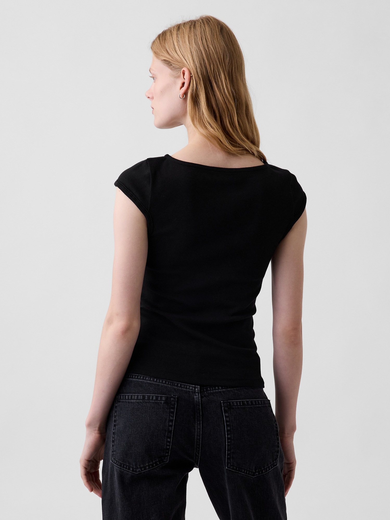 Женская футболка Gap Modern Boatneck, цвет: Чёрный — фото 3