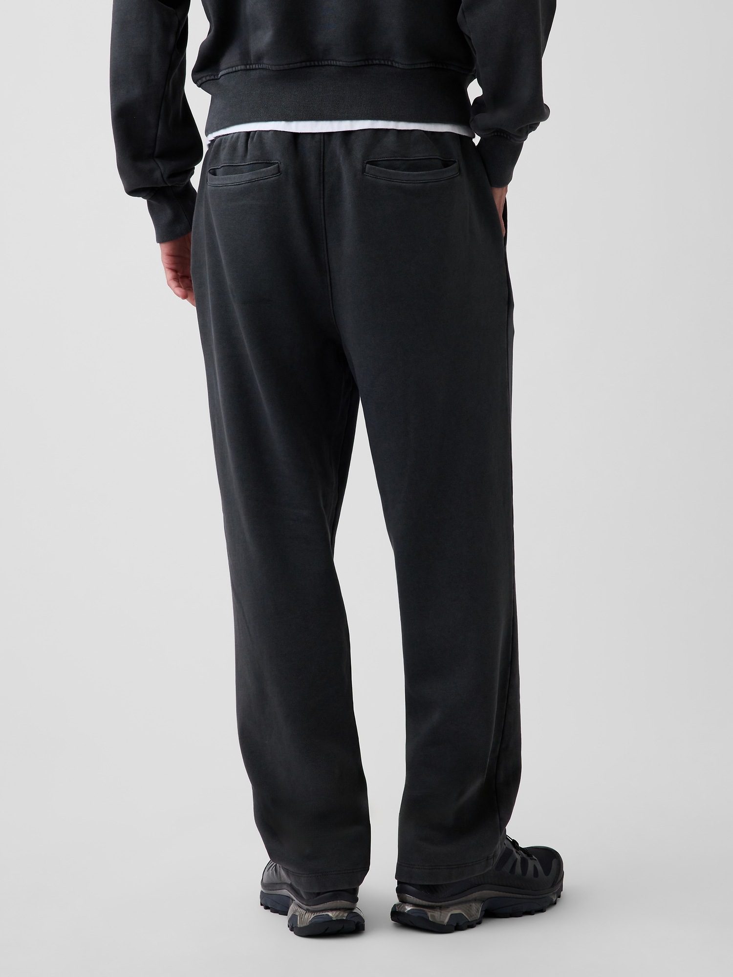 Мужские брюки Gap Heavyweight Relaxed Logo Sweatpants — фото 3