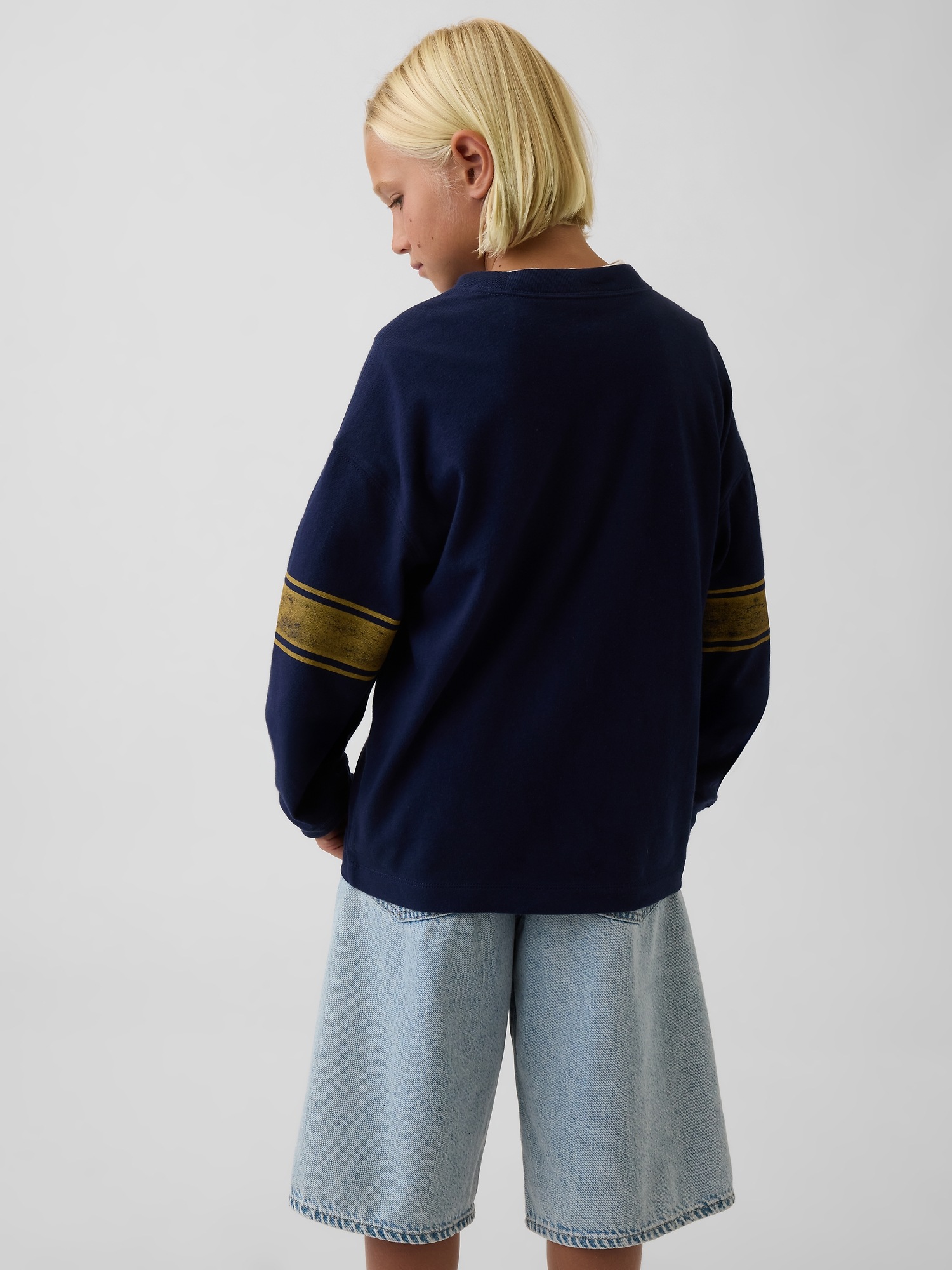 Детские футболки Gap Kids Heavyweight Oversized Graphic T-Shirt — фото 3