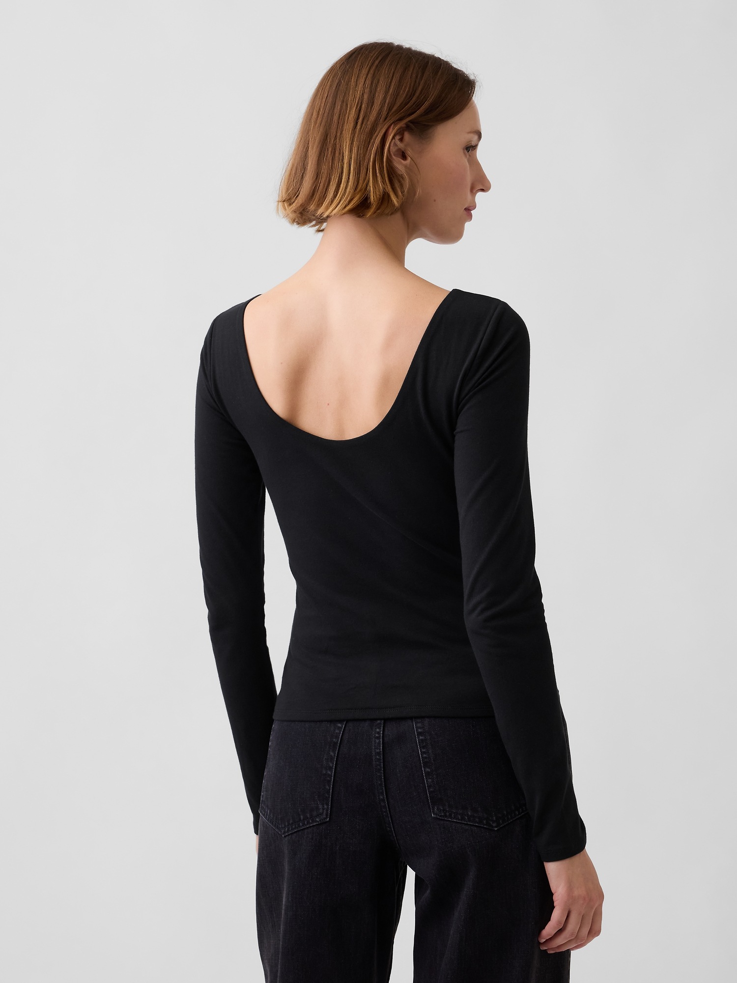 Женская футболка Gap CloseKnit Jersey Scoop-Back, цвет: Чёрный — фото 3