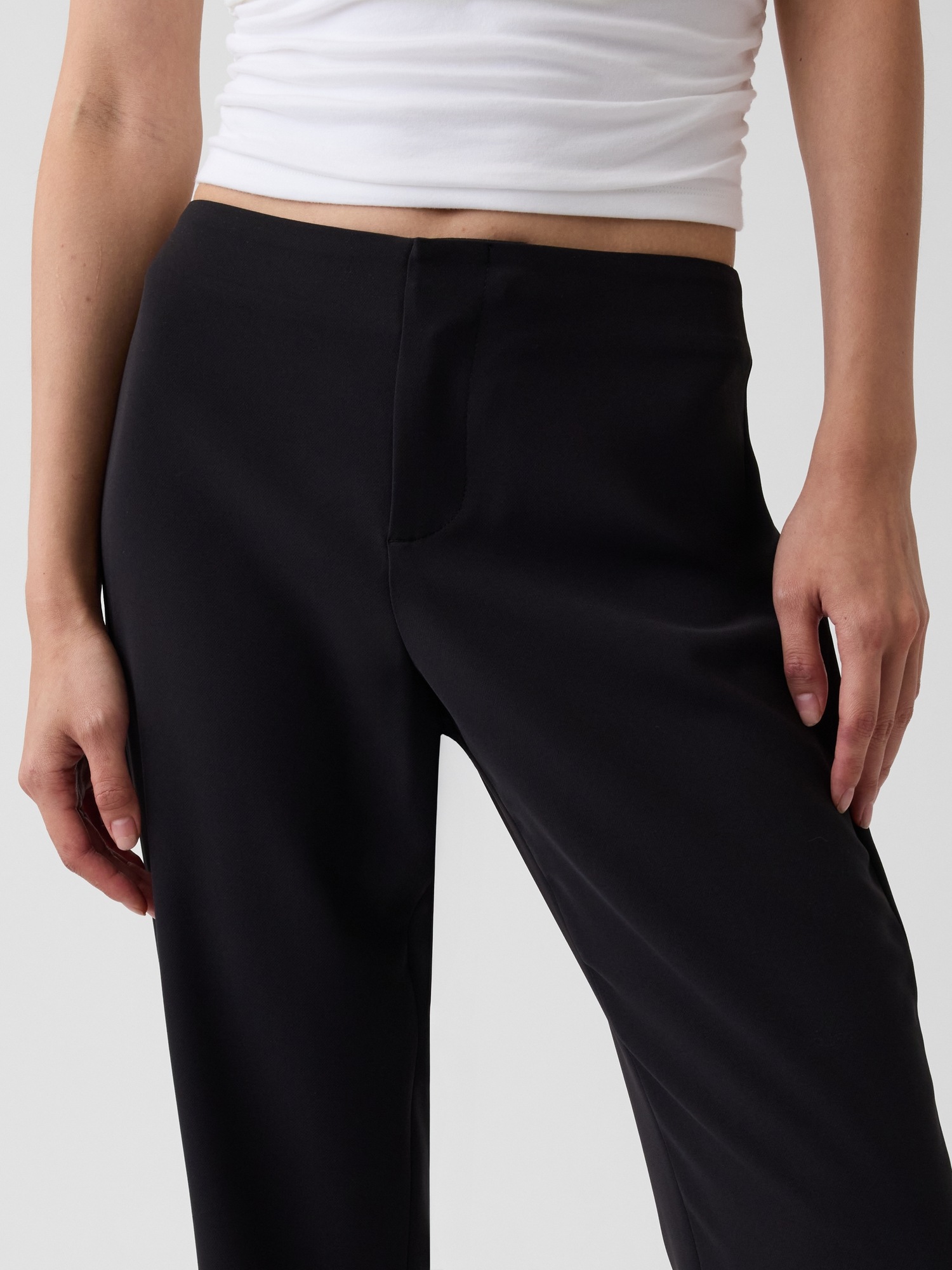 Женские брюки Gap Low Rise Twill Flare, цвет: Чёрный — фото 4