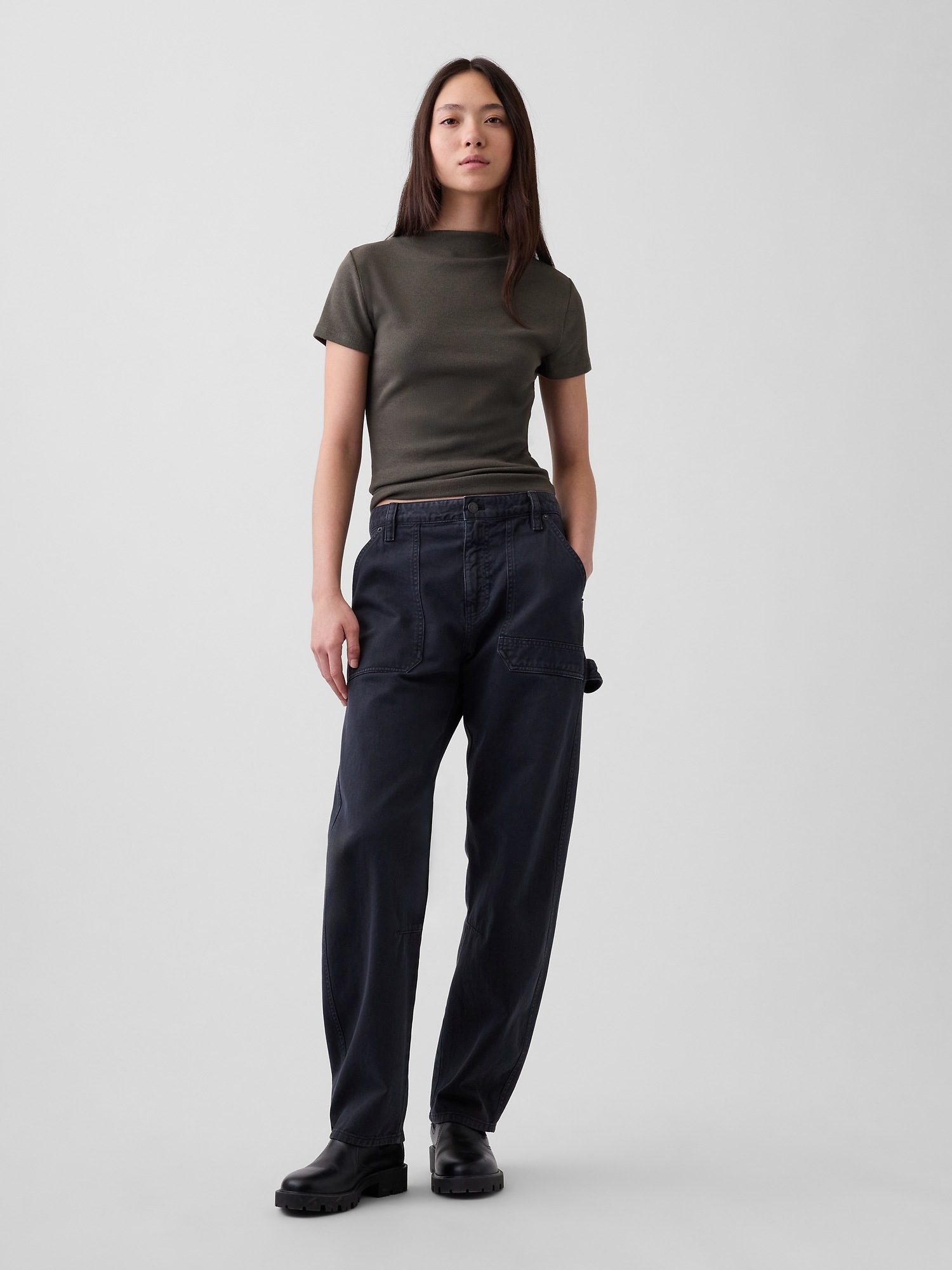 Женская футболка Gap Modern Rib Mockneck Crop T-Shirt, цвет: Зелёный — фото 2