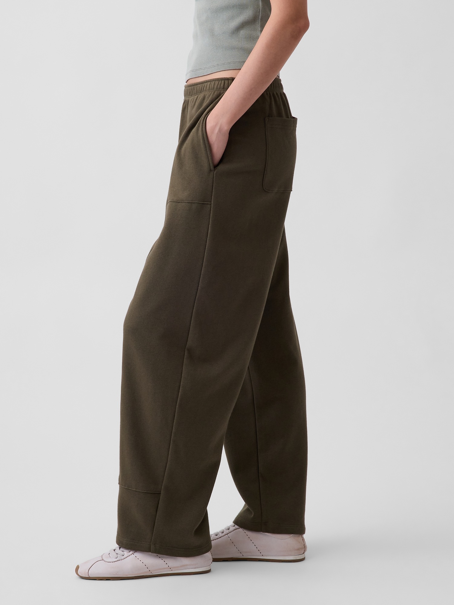 Женские брюки Gap VintageSoft Terry Double-Knee Sweatpants, цвет: Зелёный — фото 3