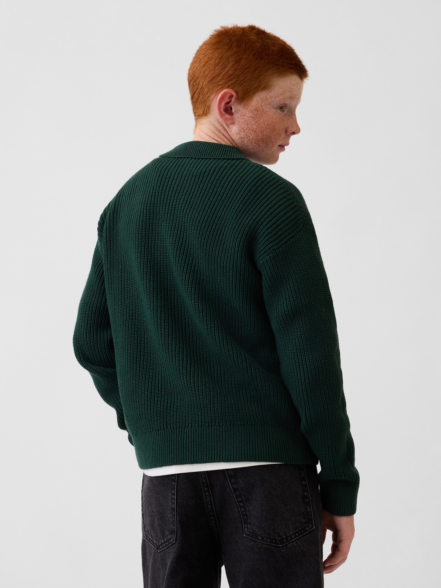 Детский свитер Gap 100% Cotton Relaxed Polo Sweater, цвет: Глубокий тёмно-зелёный — фото 3
