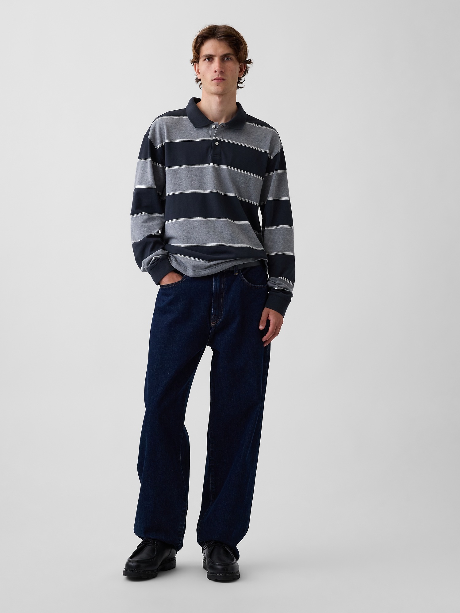 Мужское поло Gap Oversized Pique Polo Shirt, цвет: Серый полосатый — фото 2