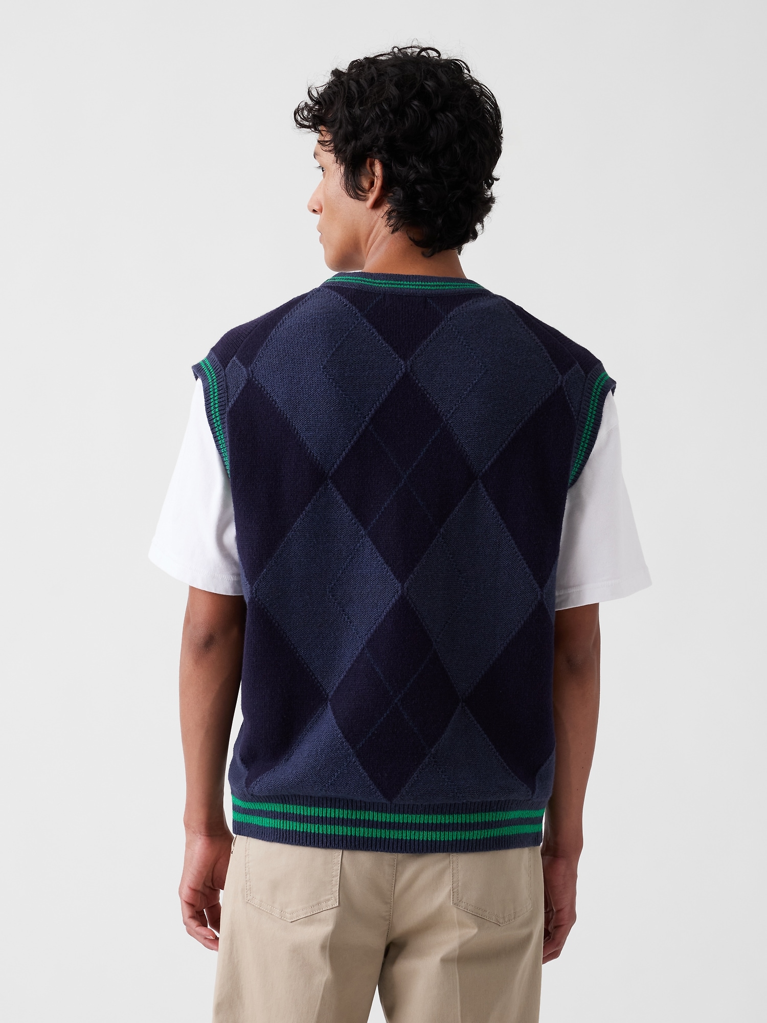 Женский жилет Gap × Malbon Oversized Argyle Sweater Vest, цвет: Винтажный тёмно-синий — фото 3