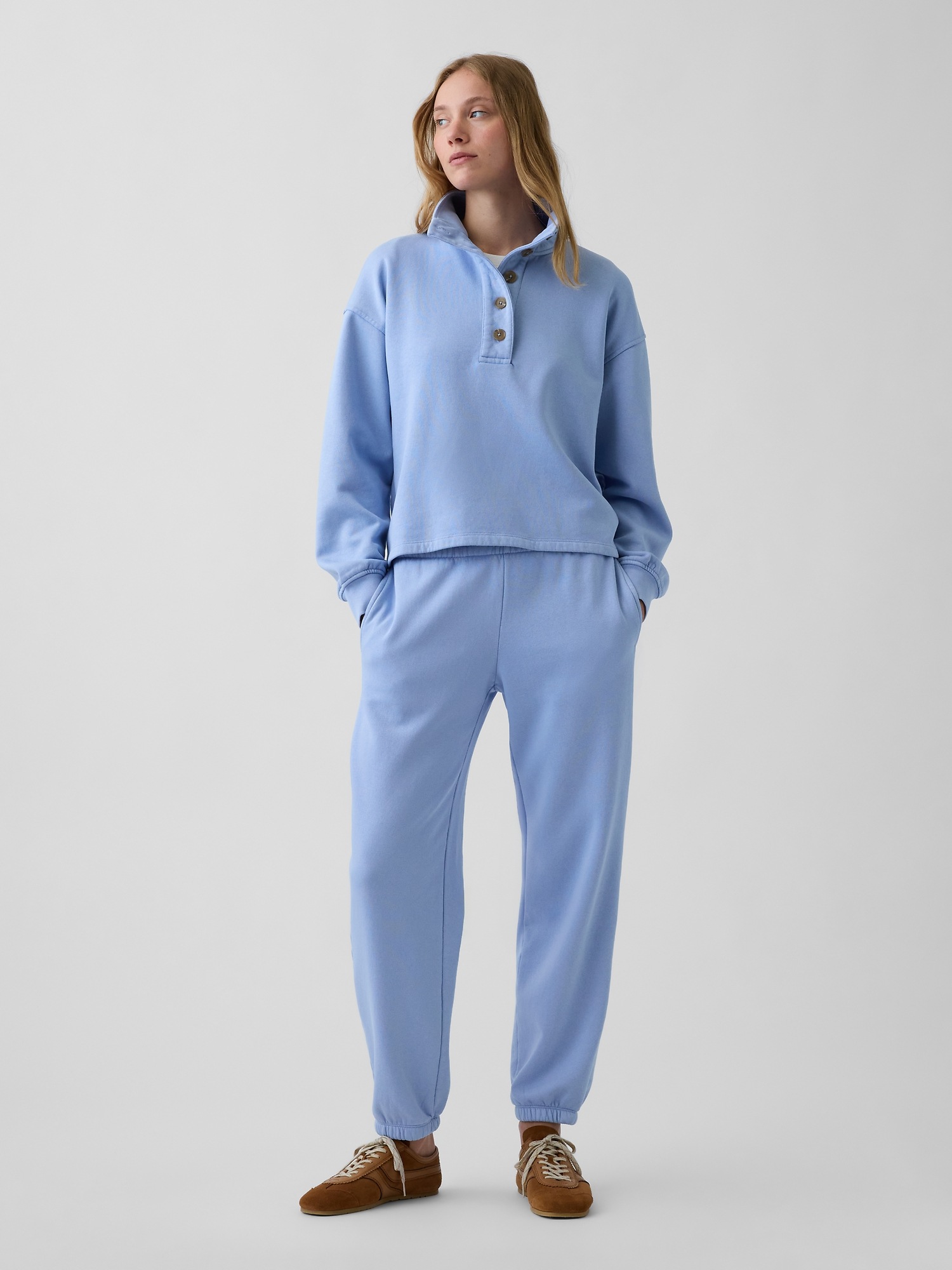 Женский свитер Gap VintageSoft Oversized Henley Pullover, цвет: Синий — фото 5
