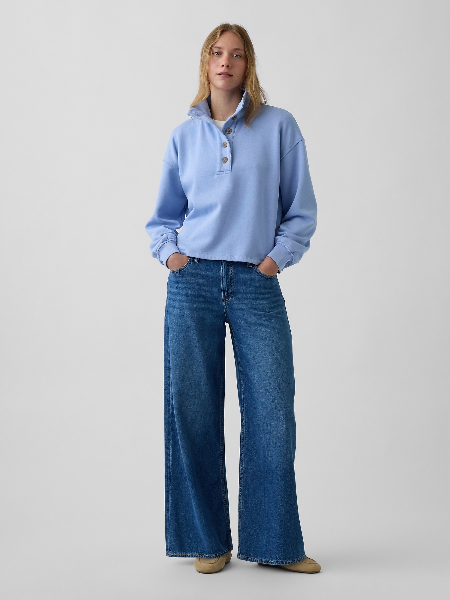 Женский свитер Gap VintageSoft Oversized Henley Pullover, цвет: Синий — фото 2