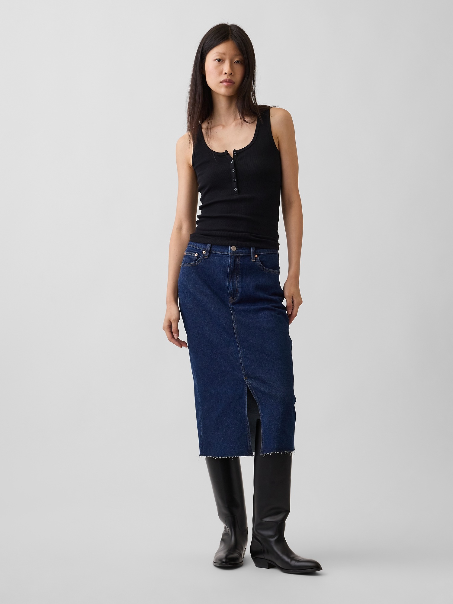 Женские юбки Gap High Rise Denim Midi Pencil Skirt