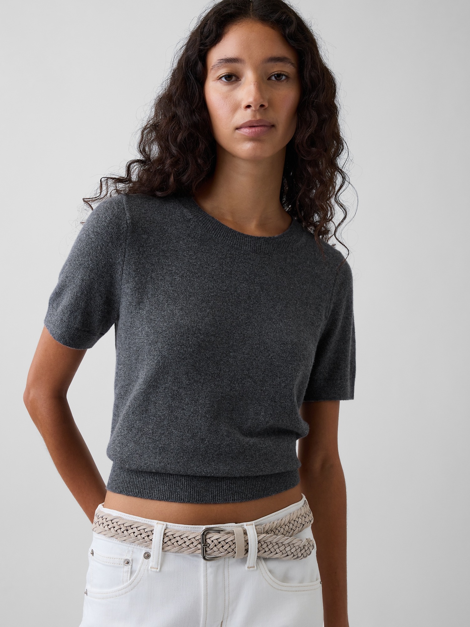 Женский ремень Gap Braided Suede Belt, цвет: Бежевый — фото 2