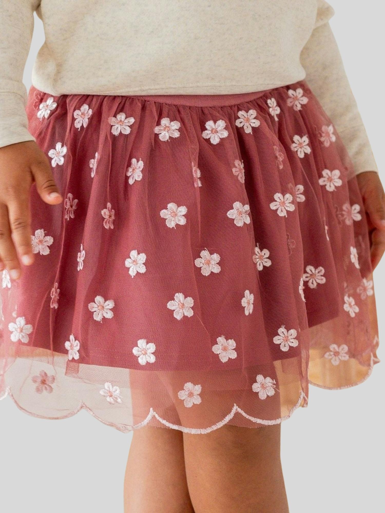 Детская юбка Gap Sweet Wink Berry Floral Embroidered Tutu, цвет: Ягодный — фото 3