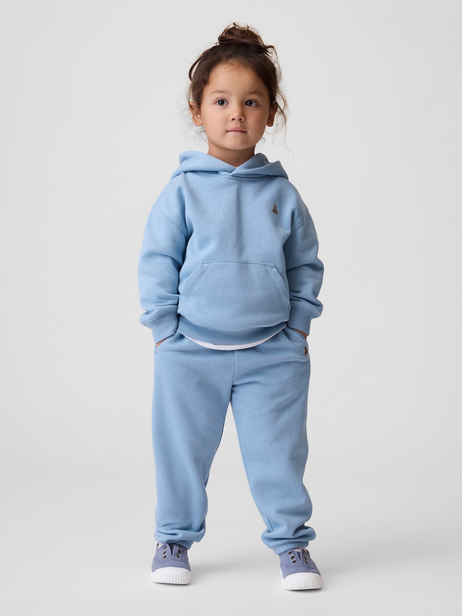 Брюки Gap VintageSoft Joggers для малышей, цвет: Синий замшевый — фото 2