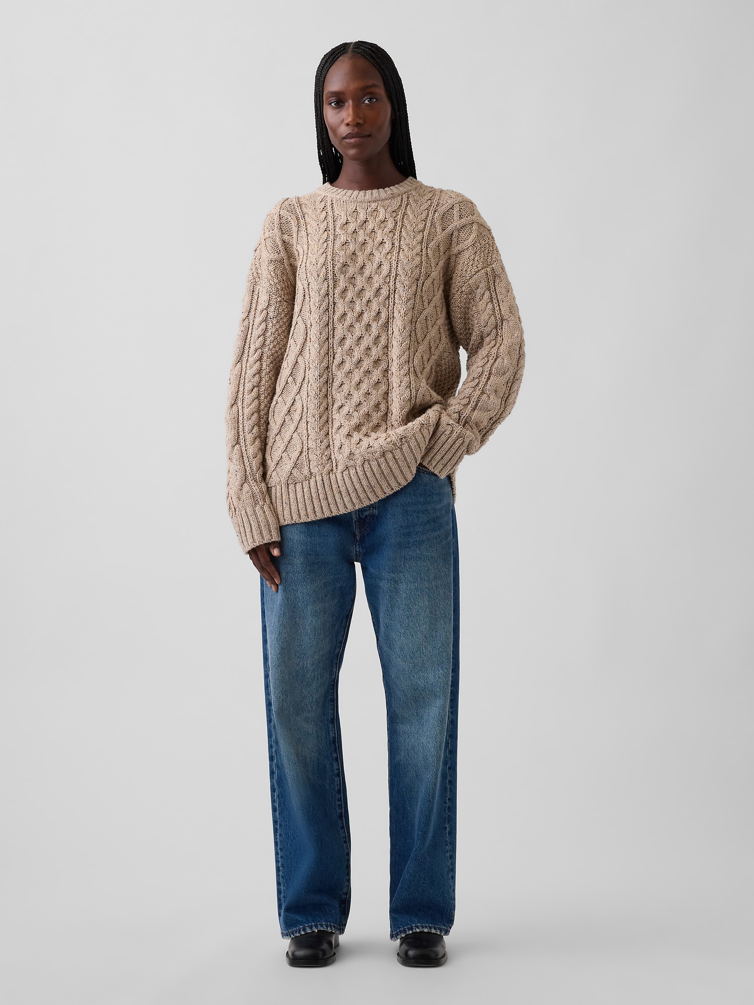Женский свитер Gap 100% Cotton Cable-Knit Oversized Sweater, цвет: Бежевый — фото 2
