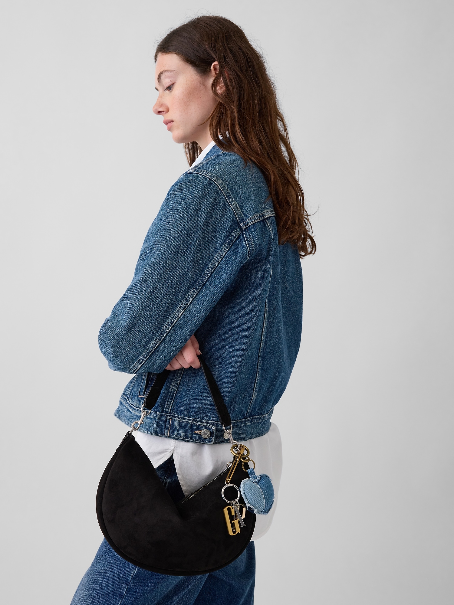 Женская сумка Gap Vegan Suede Crescent, цвет: Чёрный — фото 2