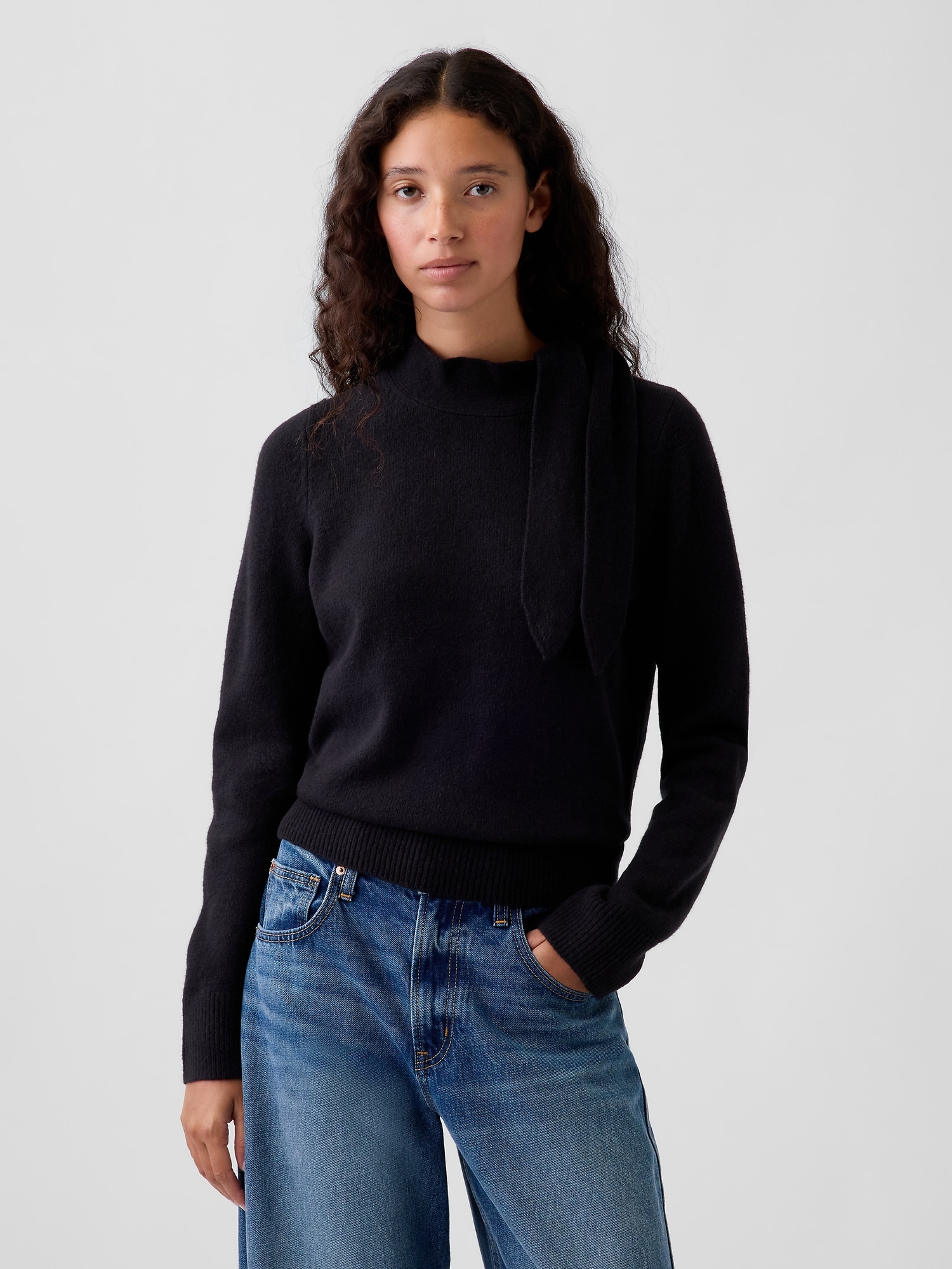 Gap Cashsoft Tie-neck Sweater In Black Ellis