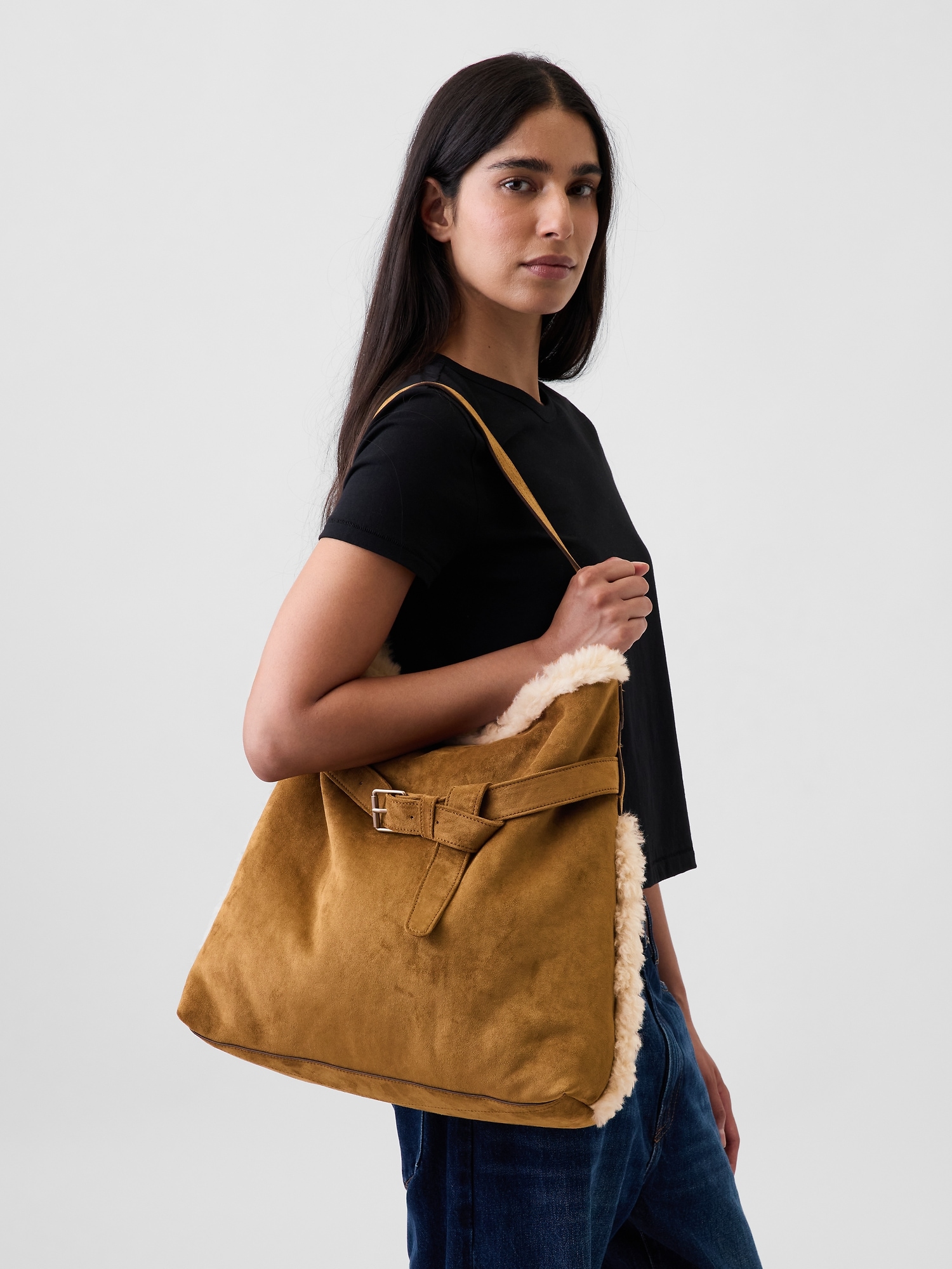 Женская сумка Gap Vegan Suede Shoulder, цвет: Коричневый — фото 2