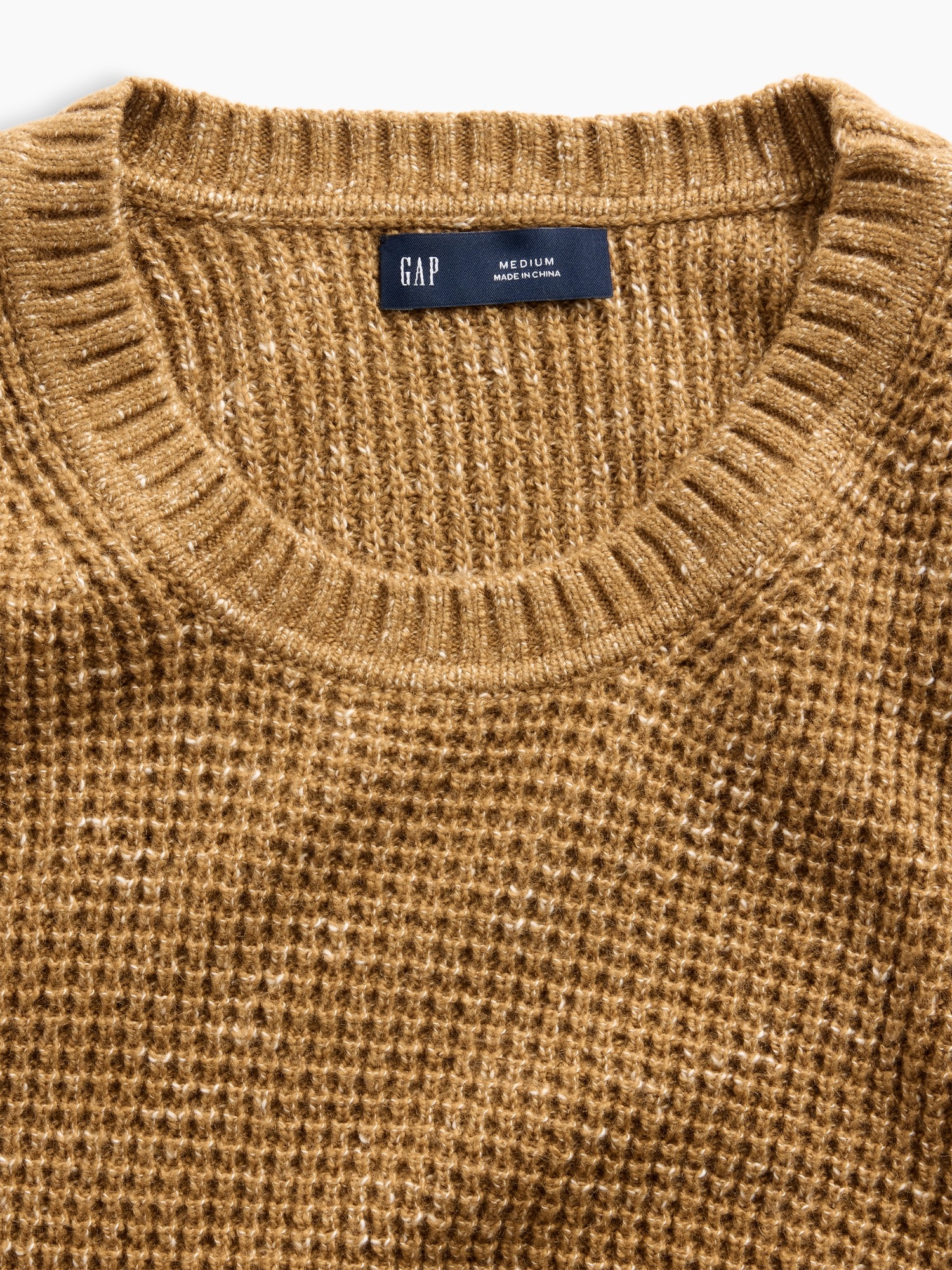 Мужской свитер Gap CashSoft Waffle Crew, цвет: Глубокий верблюжий — фото 4