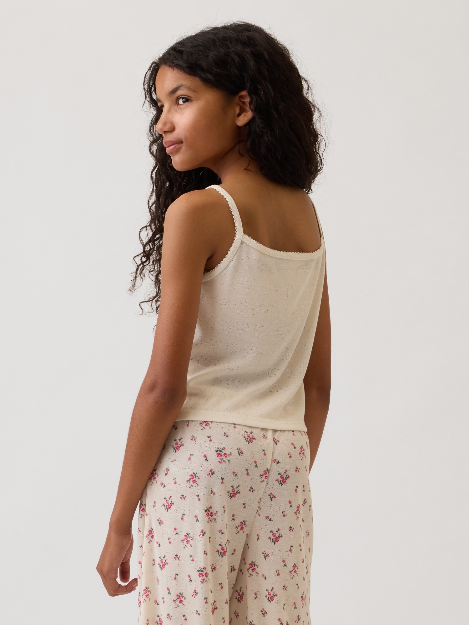 Детская пижамная майка Gap из переработанного ажурного трикотажа, цвет: Creme — фото 3