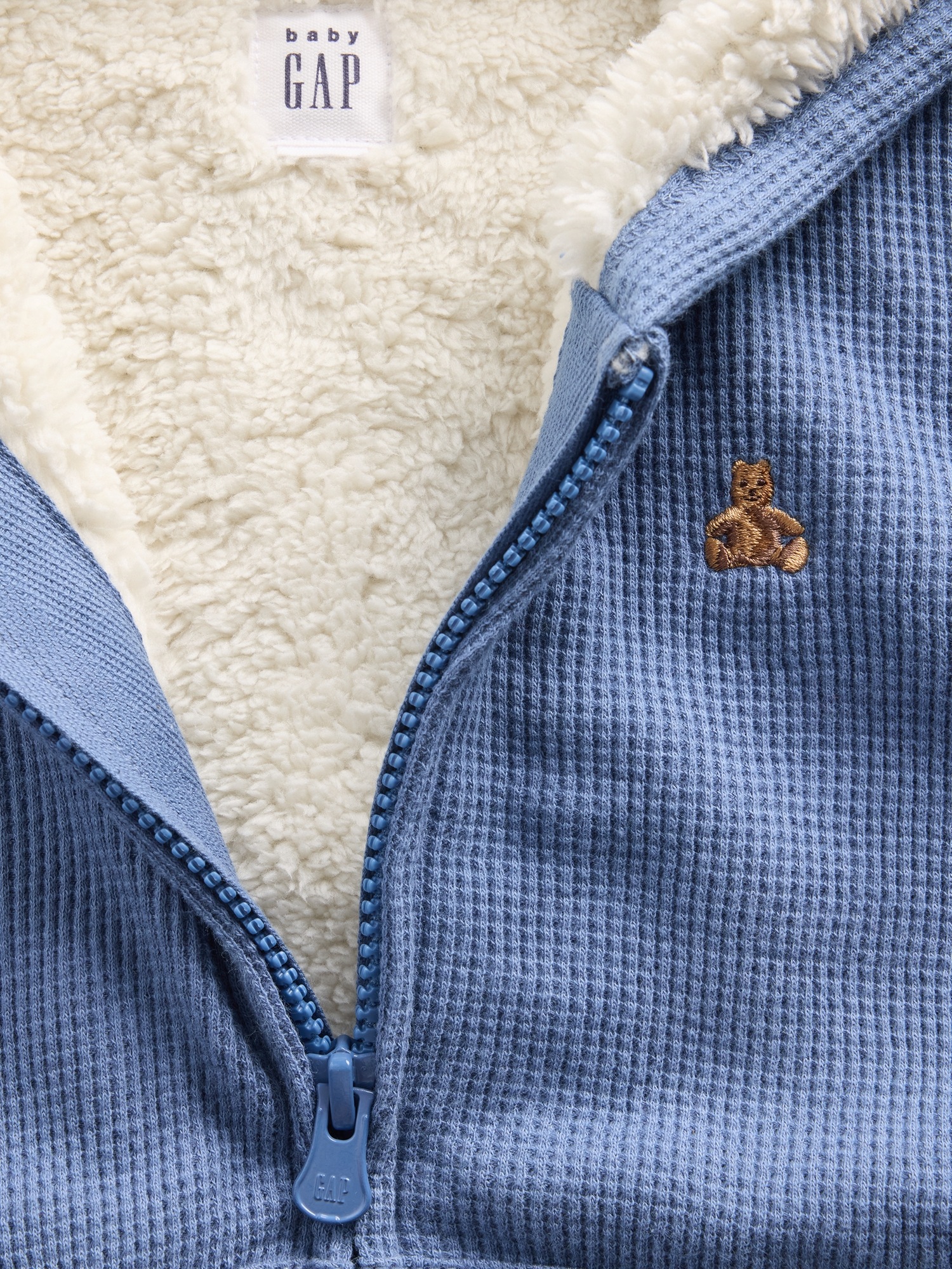 Худи Gap Sherpa-Lined Waffle Zip для малышей, цвет: Синий — фото 4
