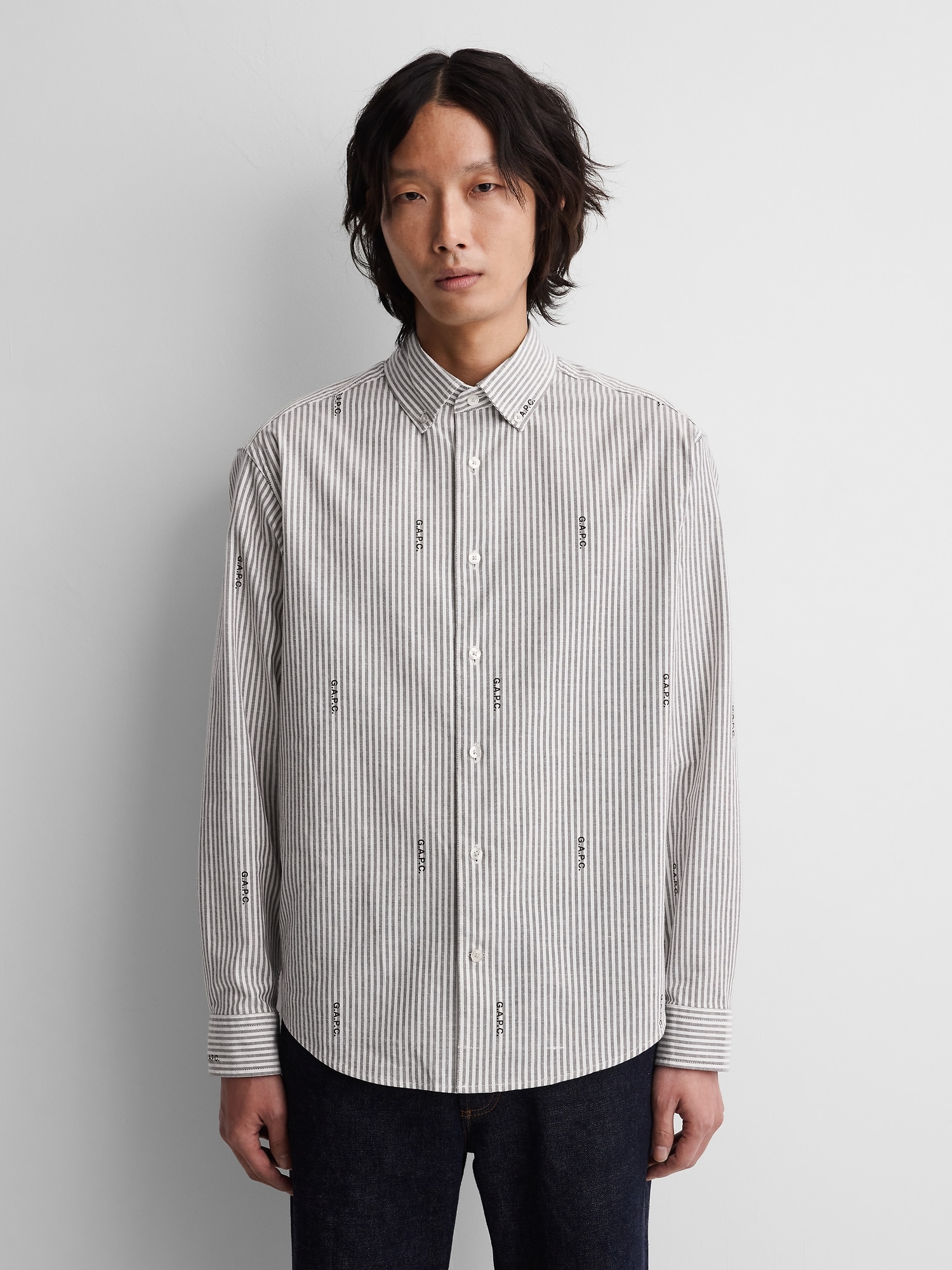 Gap × A.p.c. Relaxed Logo Oxford Shirt In Gray
