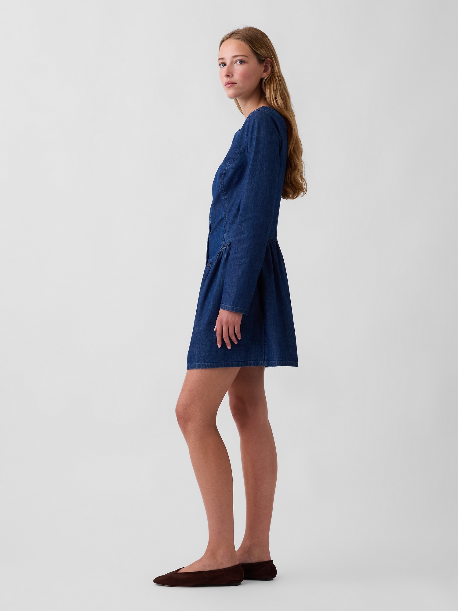 Женское платье Gap Denim Drop-Waist Mini, цвет: Тёмная варка индиго — фото 3