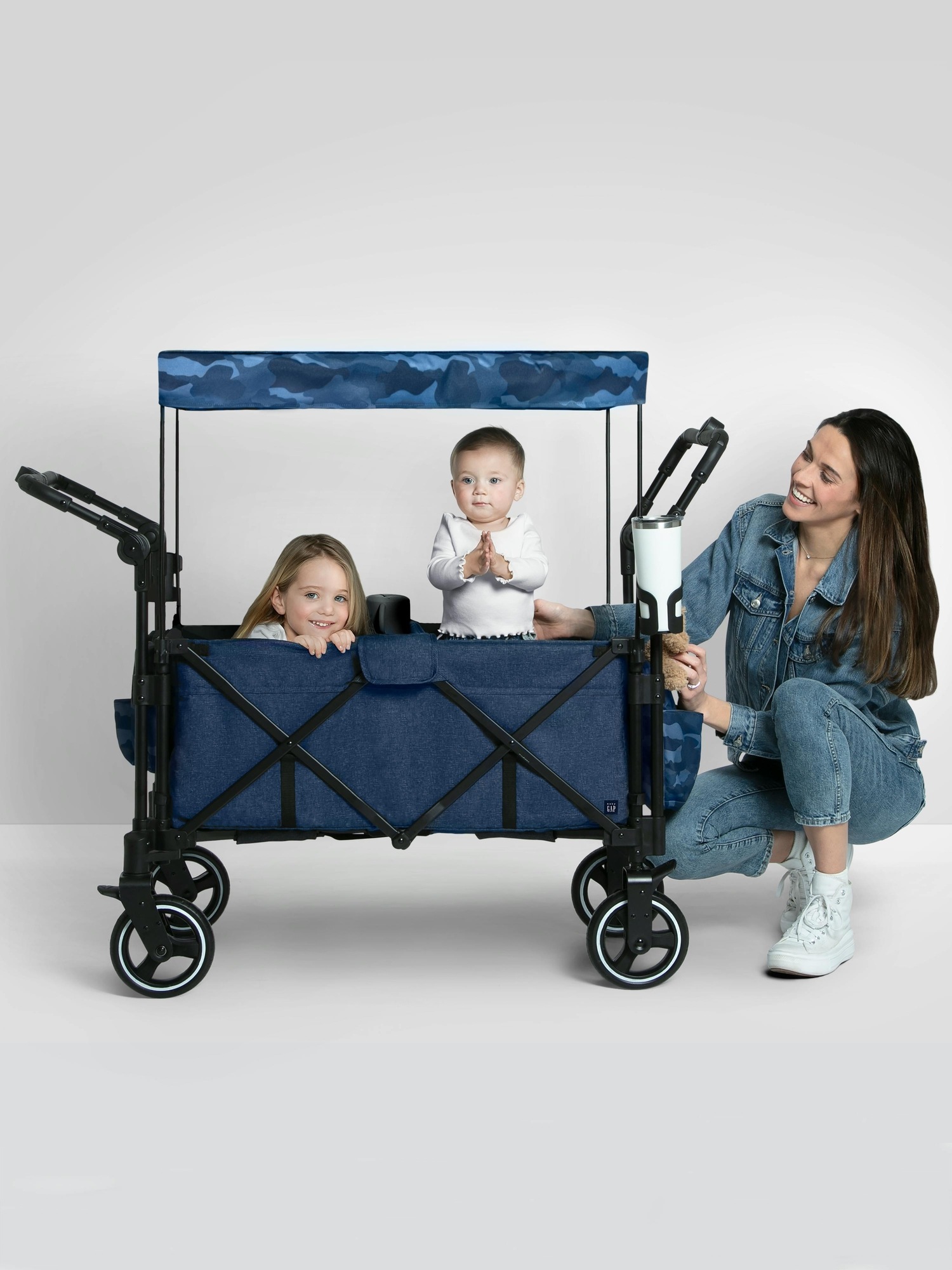 Прогулочная тележка babyGap Deluxe Explorer, цвет: Тёмно-синий камуфляжный — фото 2