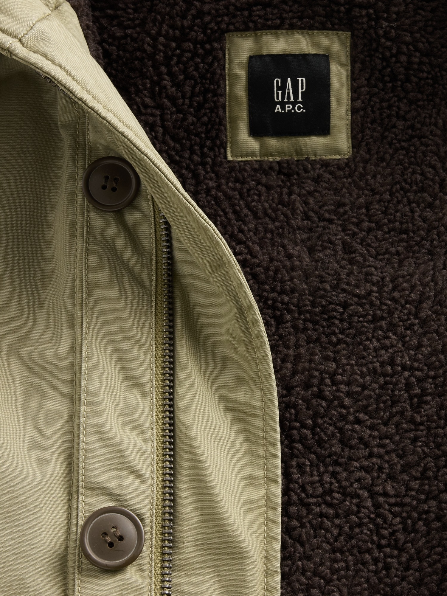 Женская куртка Gap × A.P.C. Oversized Sherpa-Lined Utility, цвет: Оливковый — фото 6