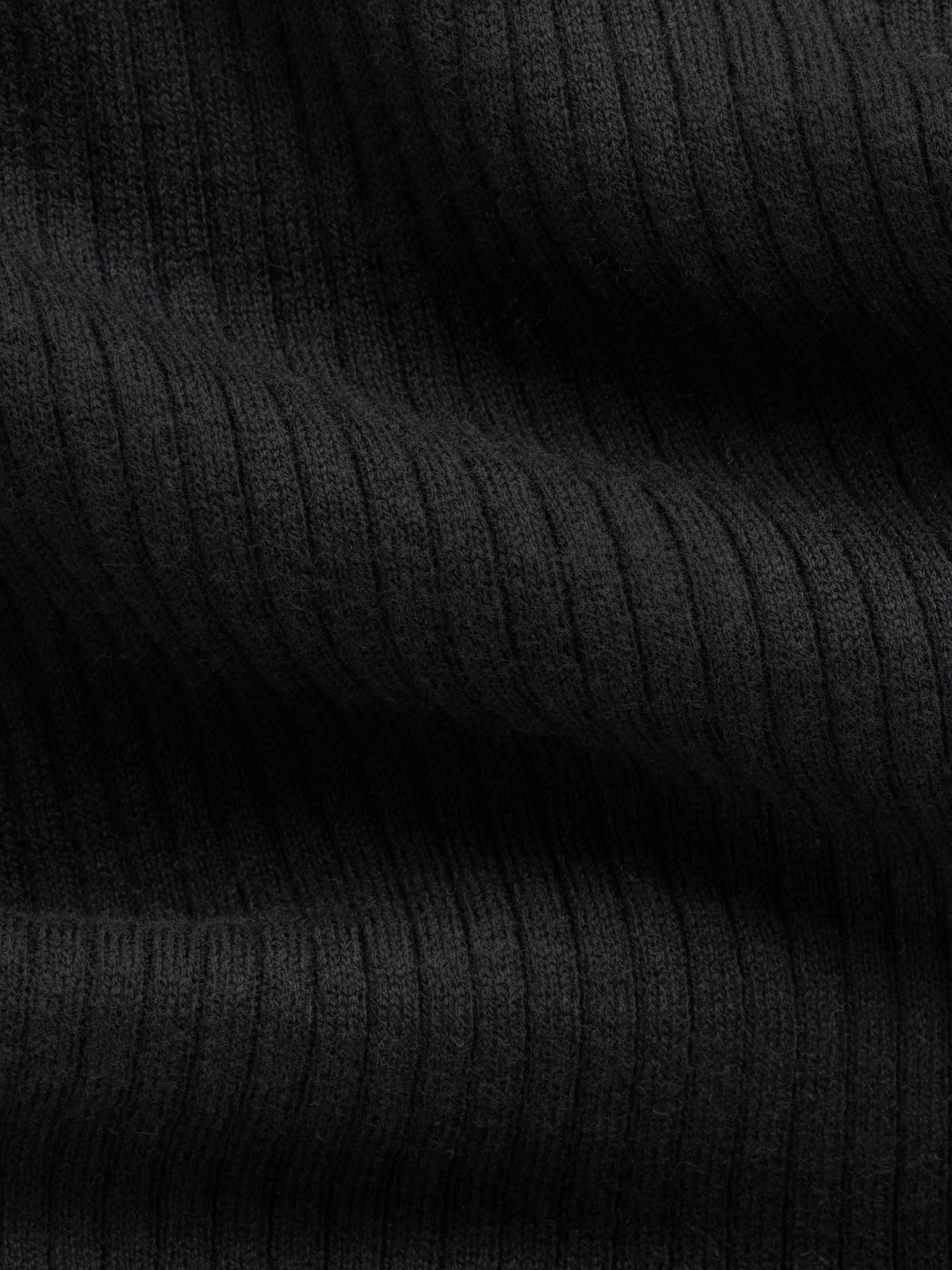 Женский свитер Gap Lightweight CashSoft Rib Turtleneck, цвет: Чёрный — фото 4