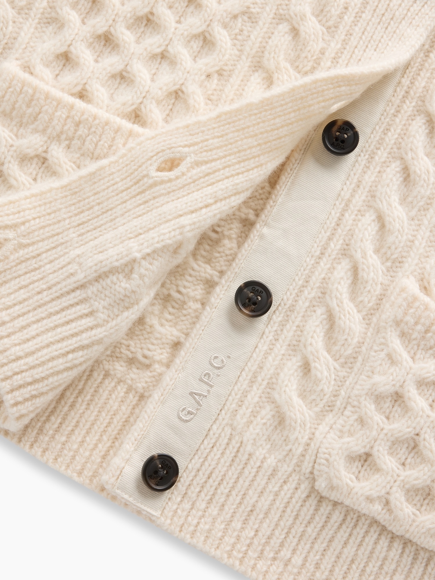 Женский кардиган Gap × A.P.C. Wool Cable-Knit, цвет: Chino — фото 6