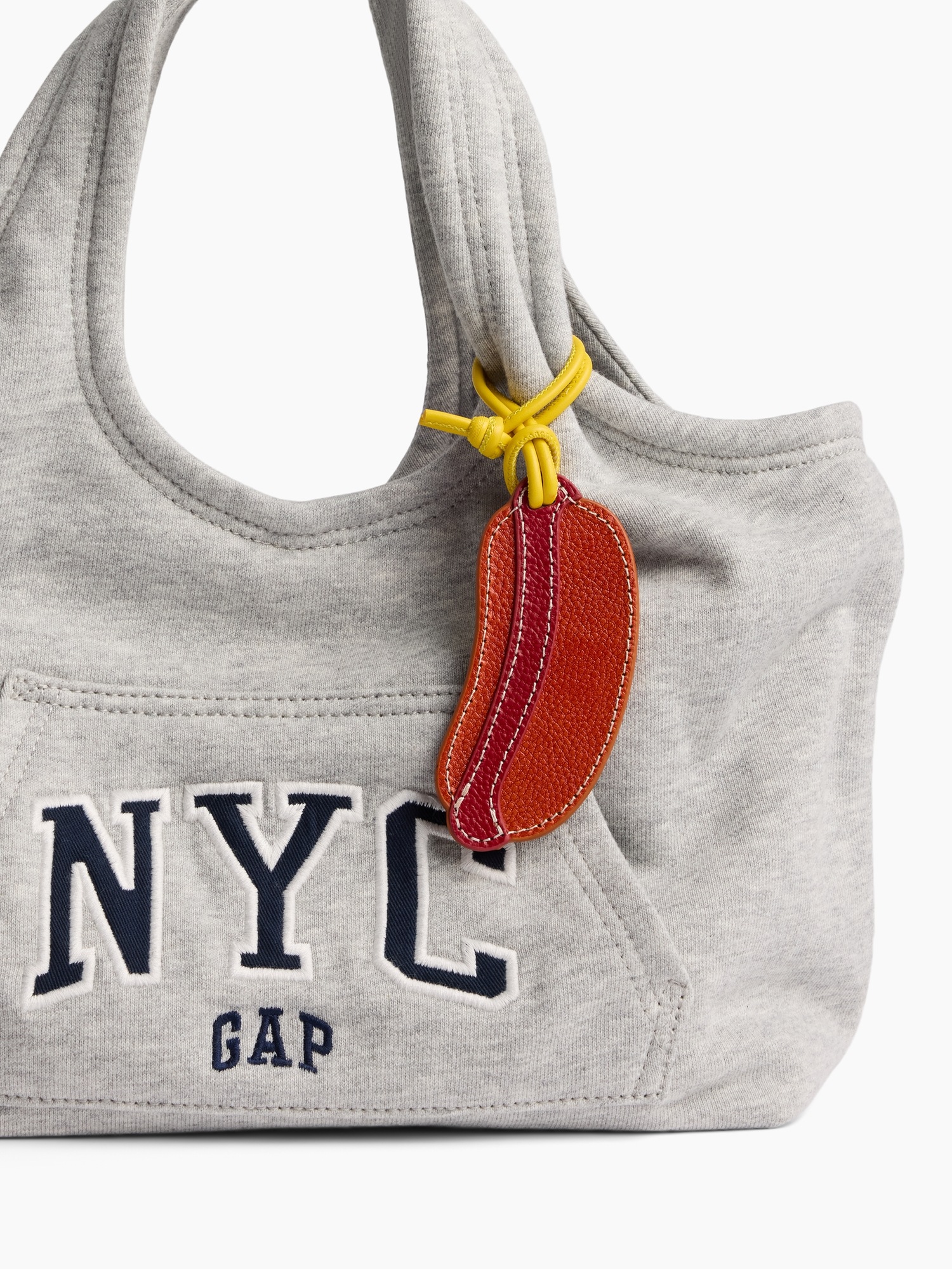 Женский брелок Gap 100% Leather Hotdog Bag Charm, цвет: Hot Dog — фото 3