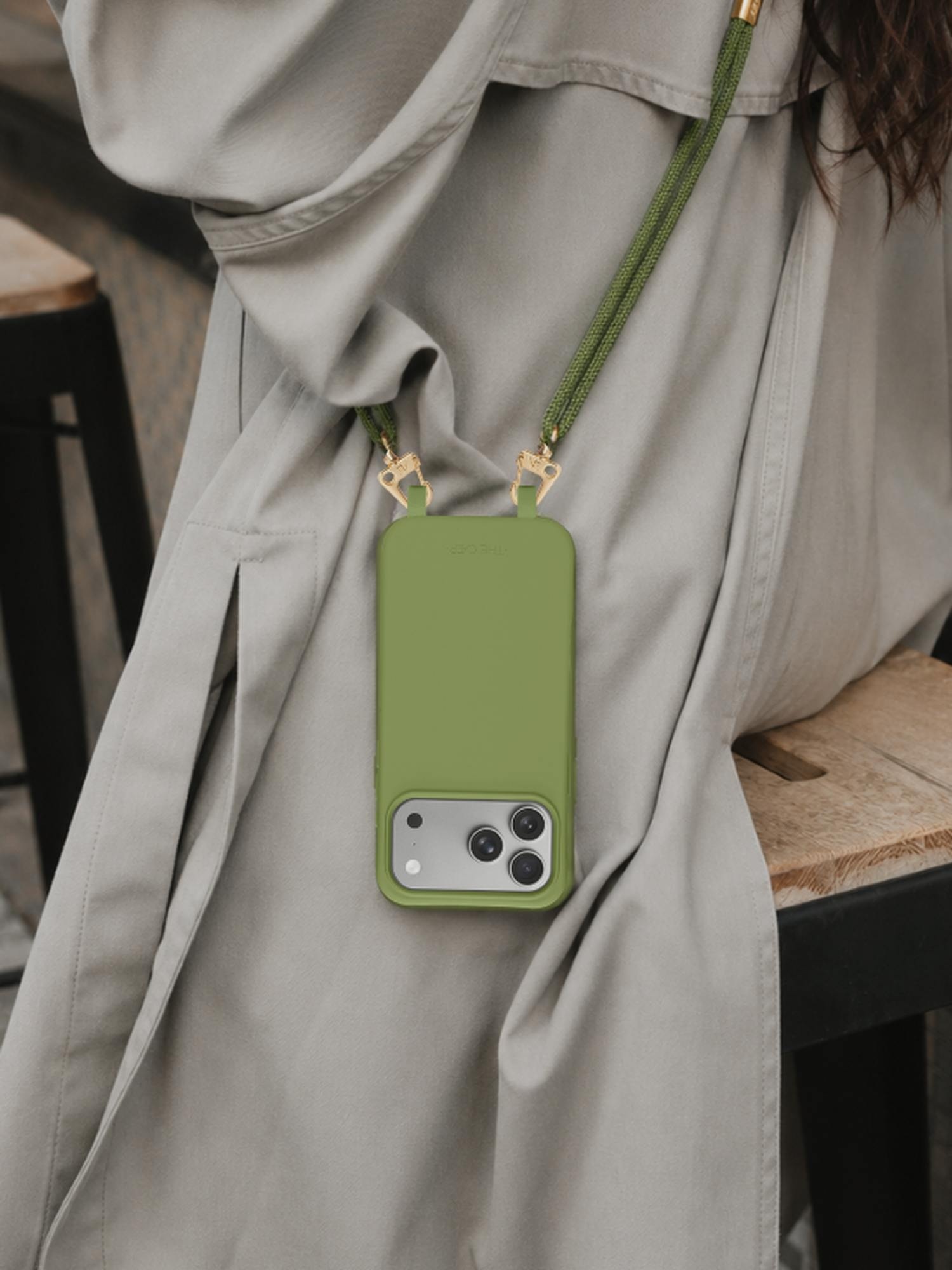 Женская сумка The CAEP Olive Crossbody Phone Strap, цвет: Оливковый — фото 2