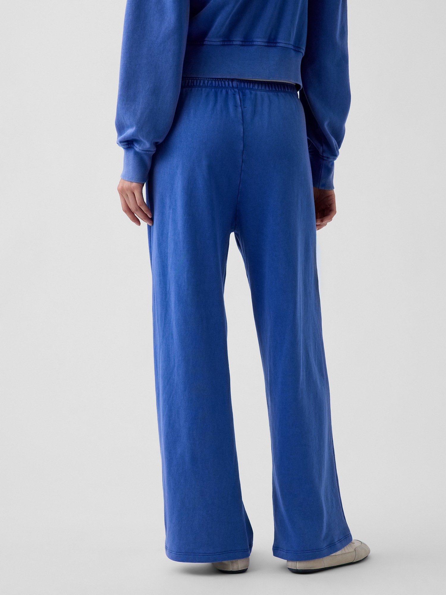 Женские брюки Gap Mid Rise VintageSoft Terry Loose Sweatpants, цвет: Тёмно-синий — фото 4