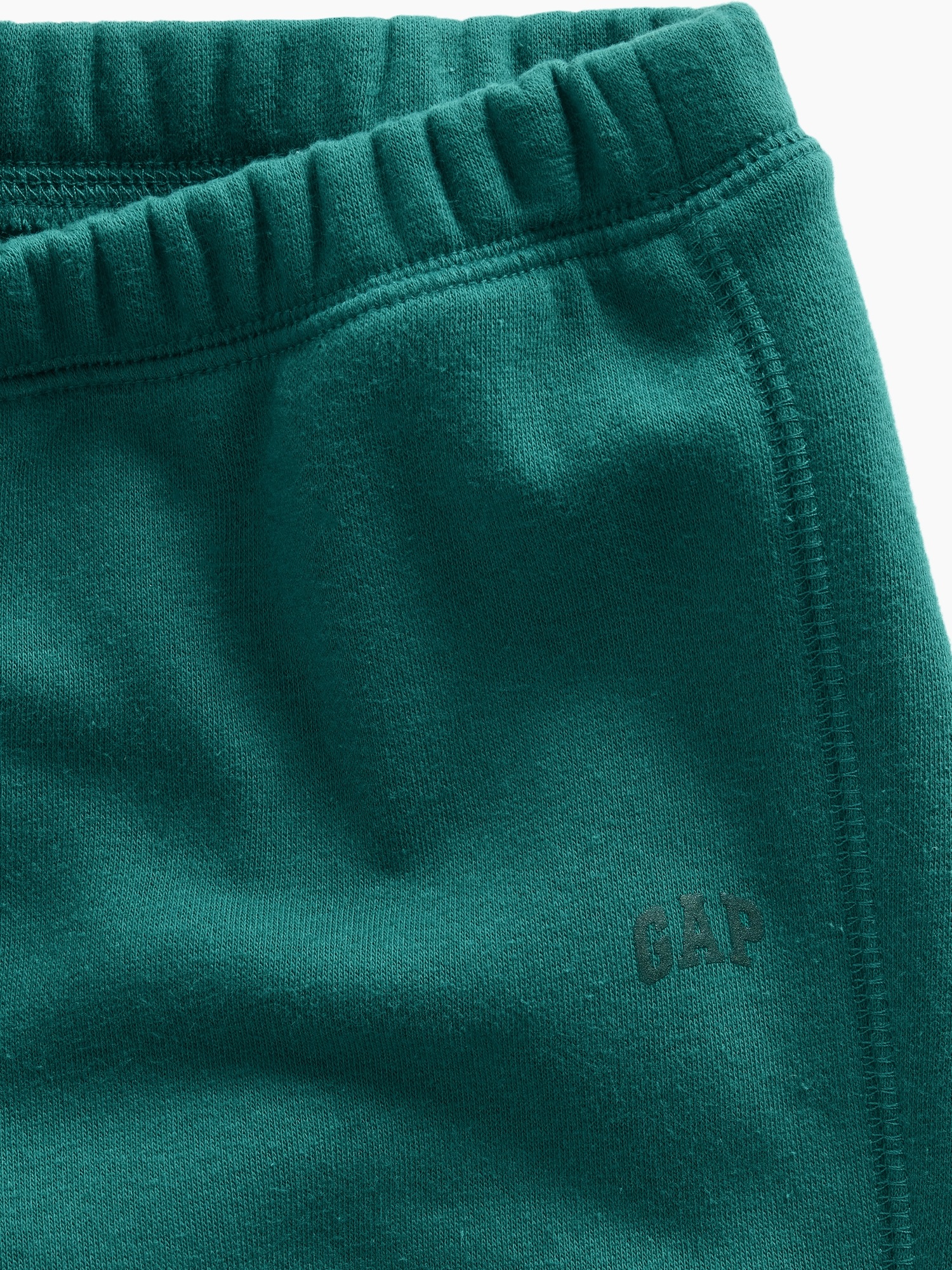 Детские расклешённые спортивные брюки Gap VintageSoft, цвет: Зелёный — фото 6