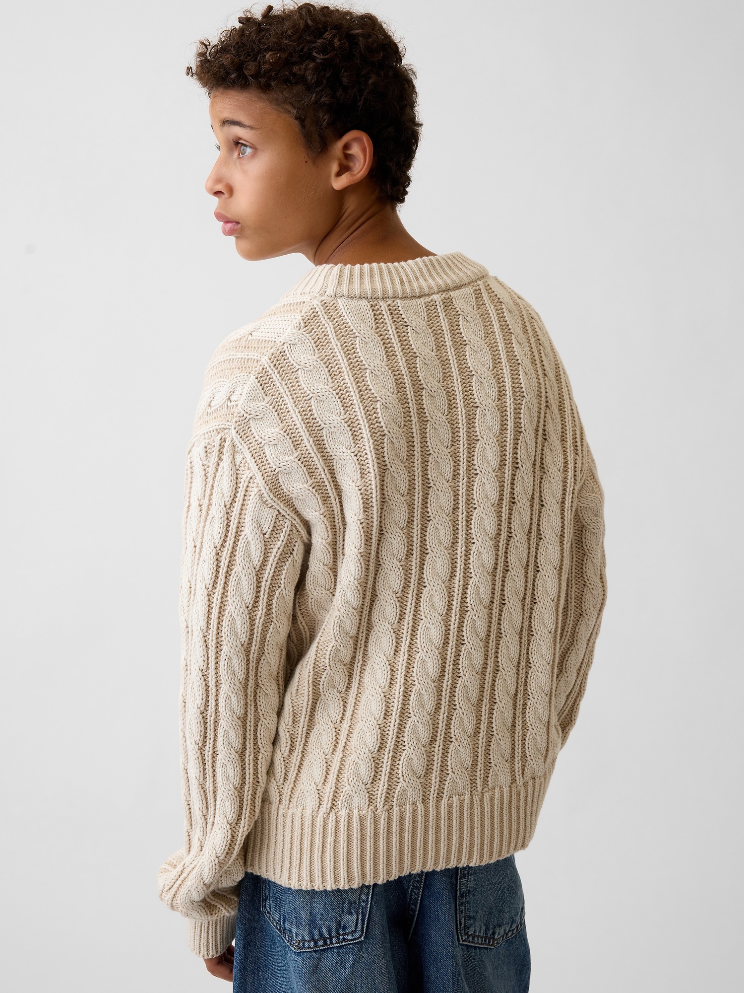 Детский свитер Gap Cable-Knit, цвет: Берёзовый — фото 3