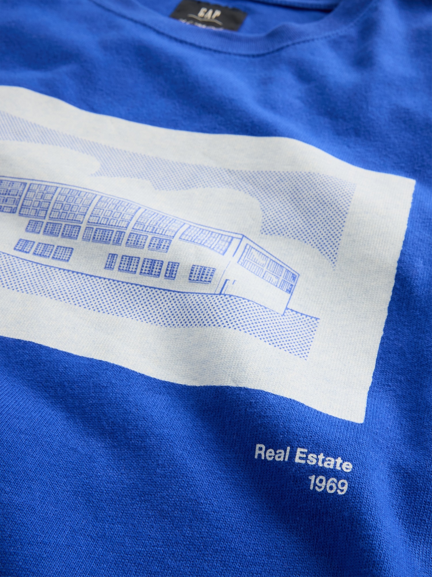 Женская футболка Gap | Lichtenstein | Whitney | Real Estate Graphic, цвет: Королевский синий — фото 7